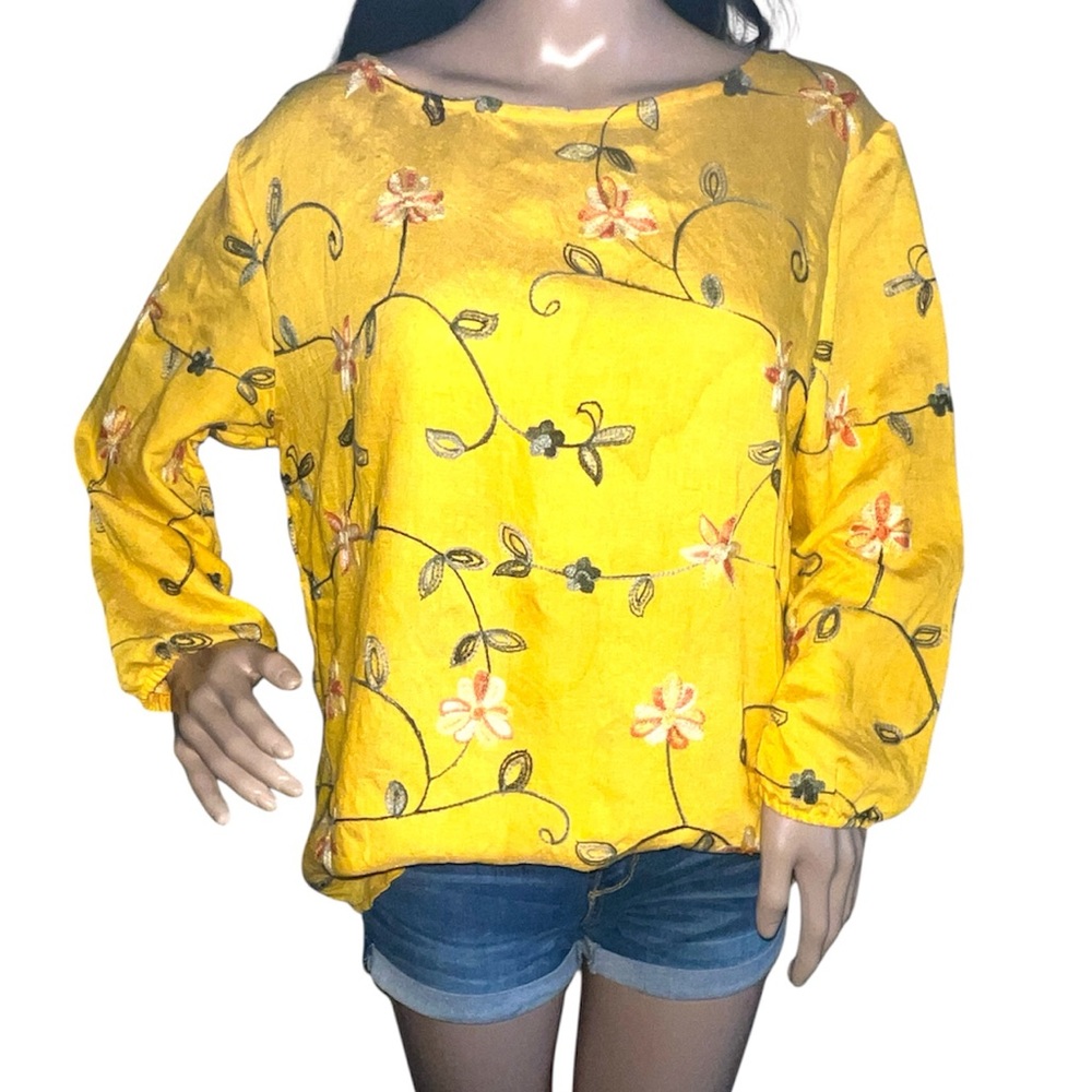 𝐀𝐍𝐀 & 𝐑𝐎𝐒𝐄 | YELLOW FLORAL EMBROIDERED BLOUSE
